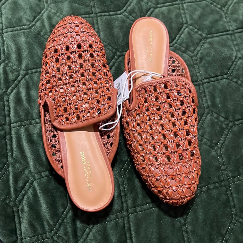 American eagle mules/sandals